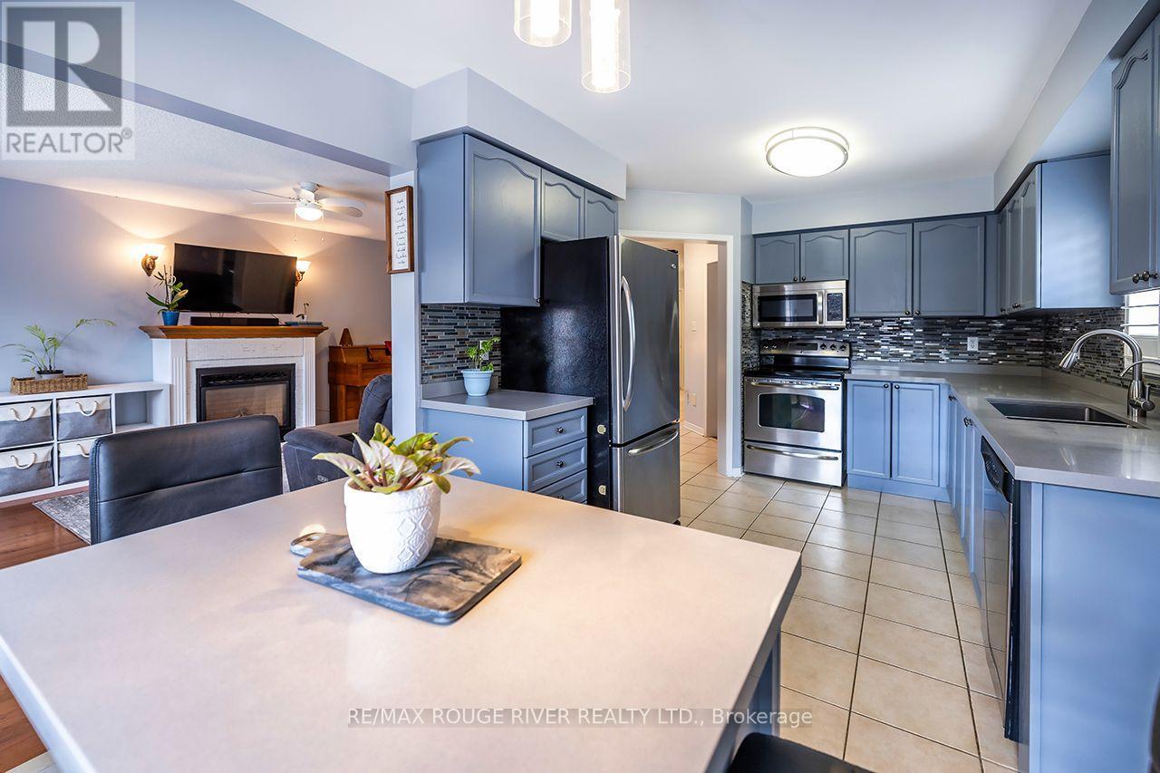 22 Steinway Drive — photo 13