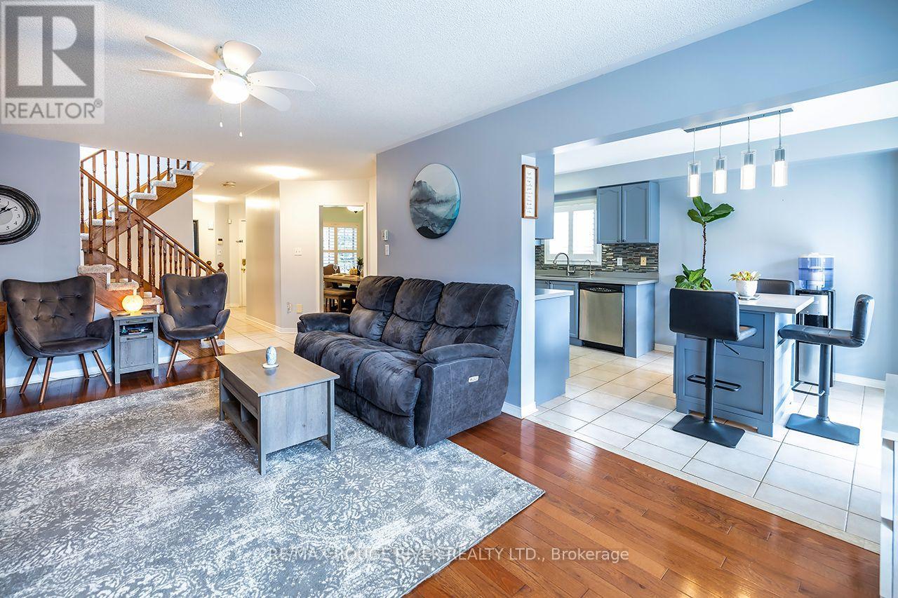 22 Steinway Drive — photo 17