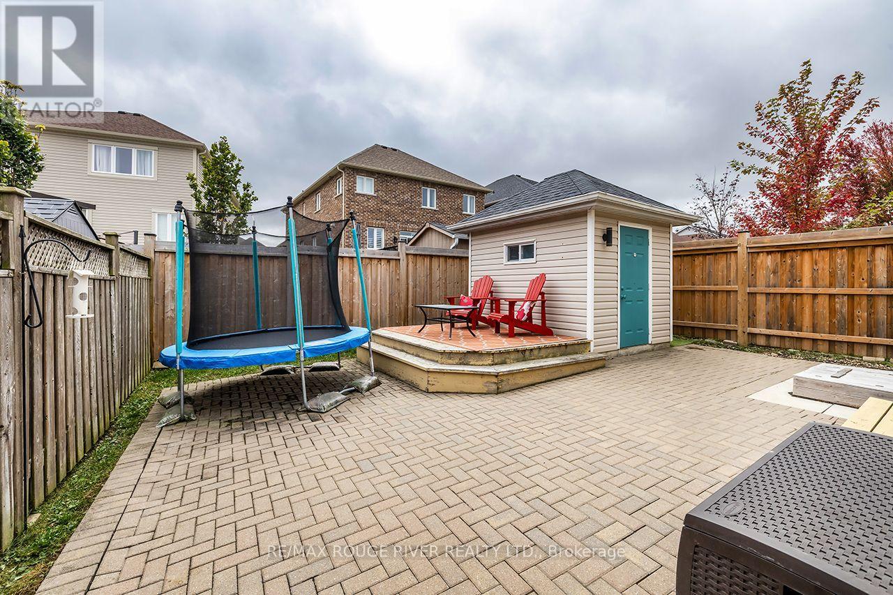 22 Steinway Drive — photo 35