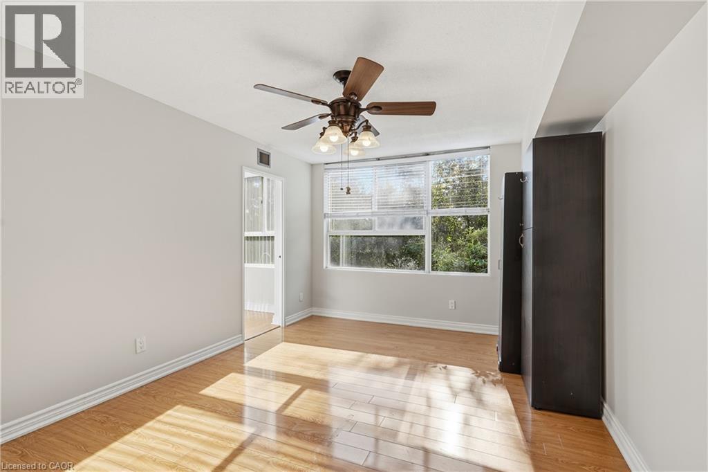 7 Gale Crescent — photo 13