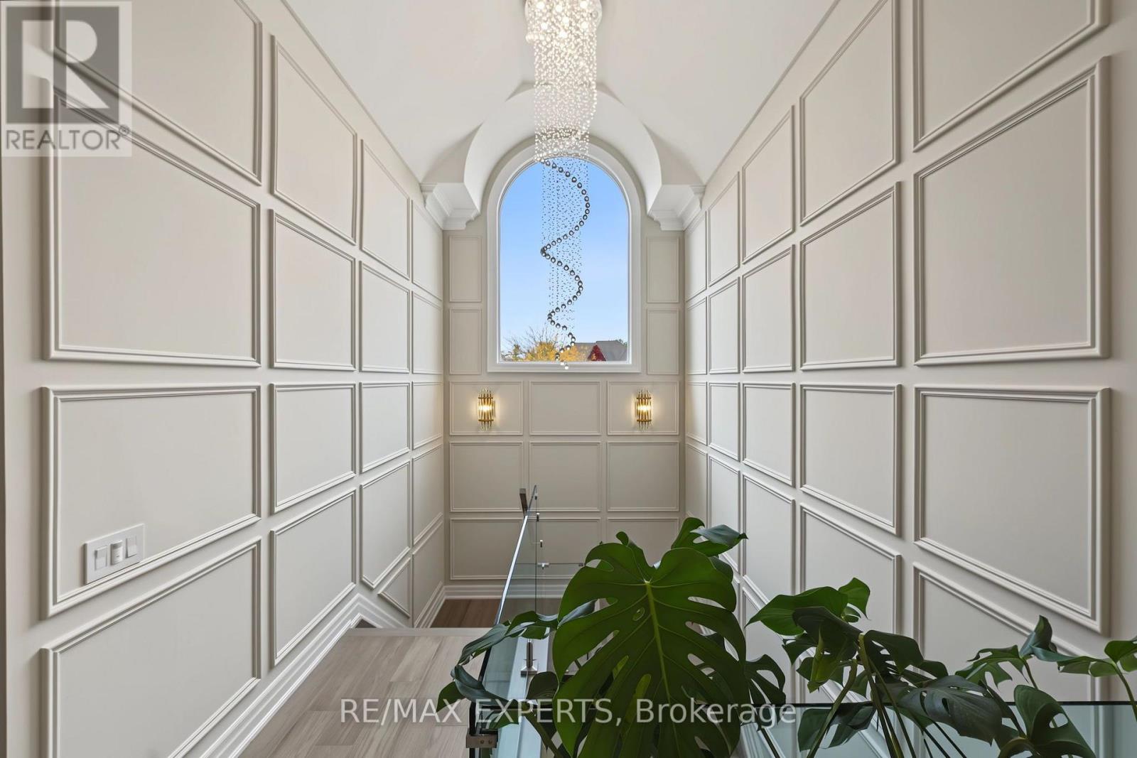 33 HIGHLAND CREEK COURT - 29