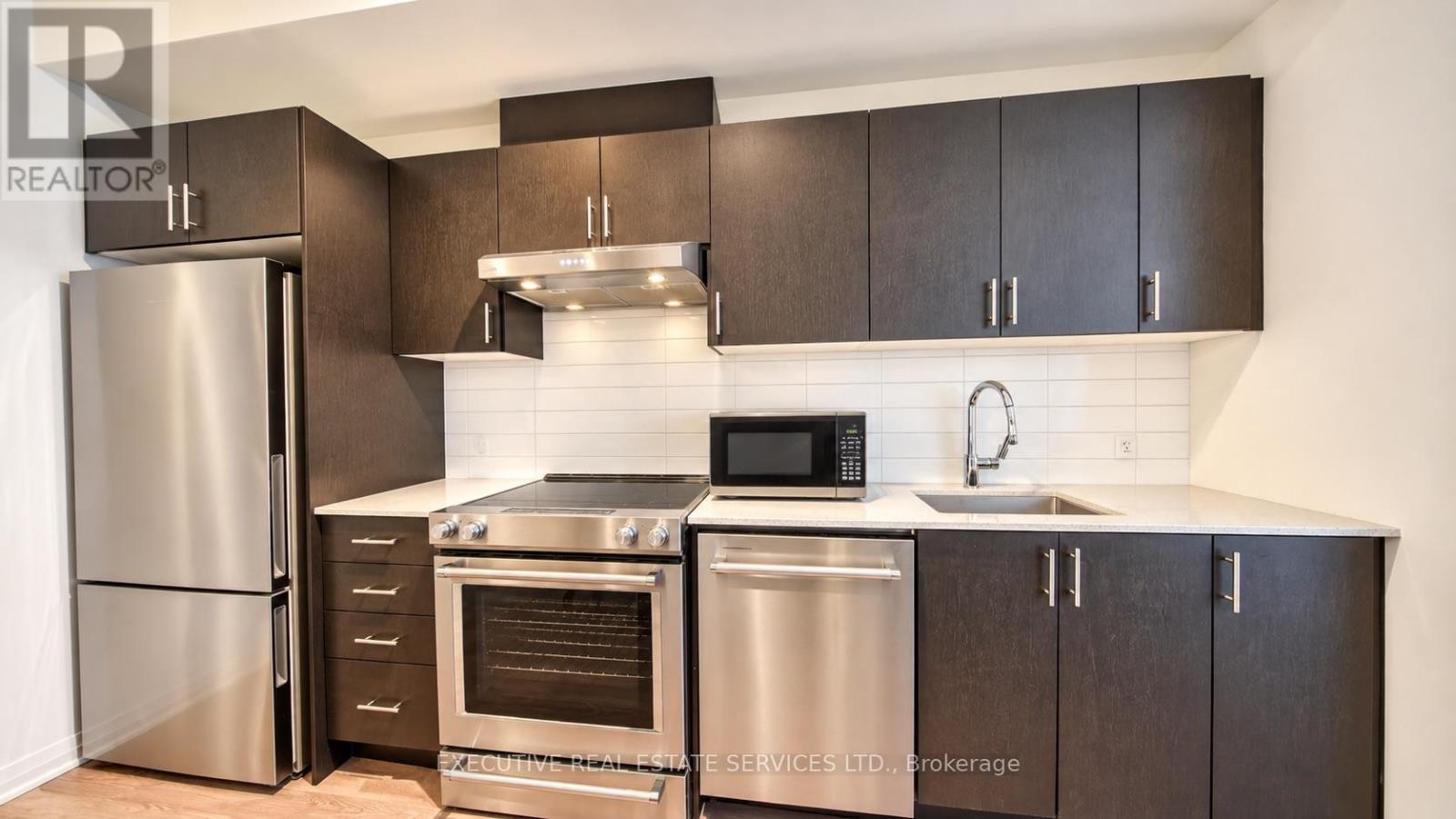 8960 Jane Street South — photo 17