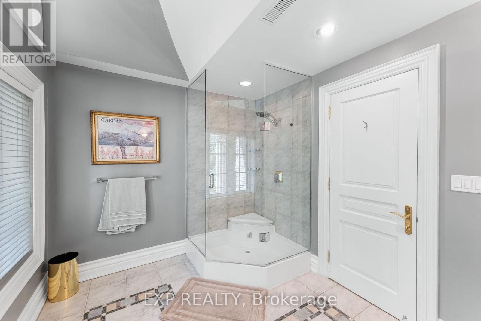 65 Offord Crescent, Aurora, ON photo 33