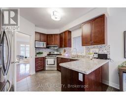 2406 Bur Oak Avenue, Markham, ON L6E1K7 Photo 11
