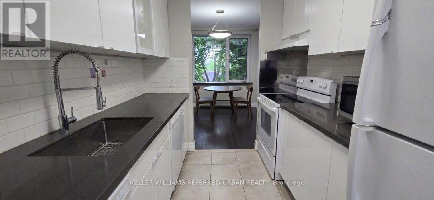 1901 Bayview Avenue — photo 11