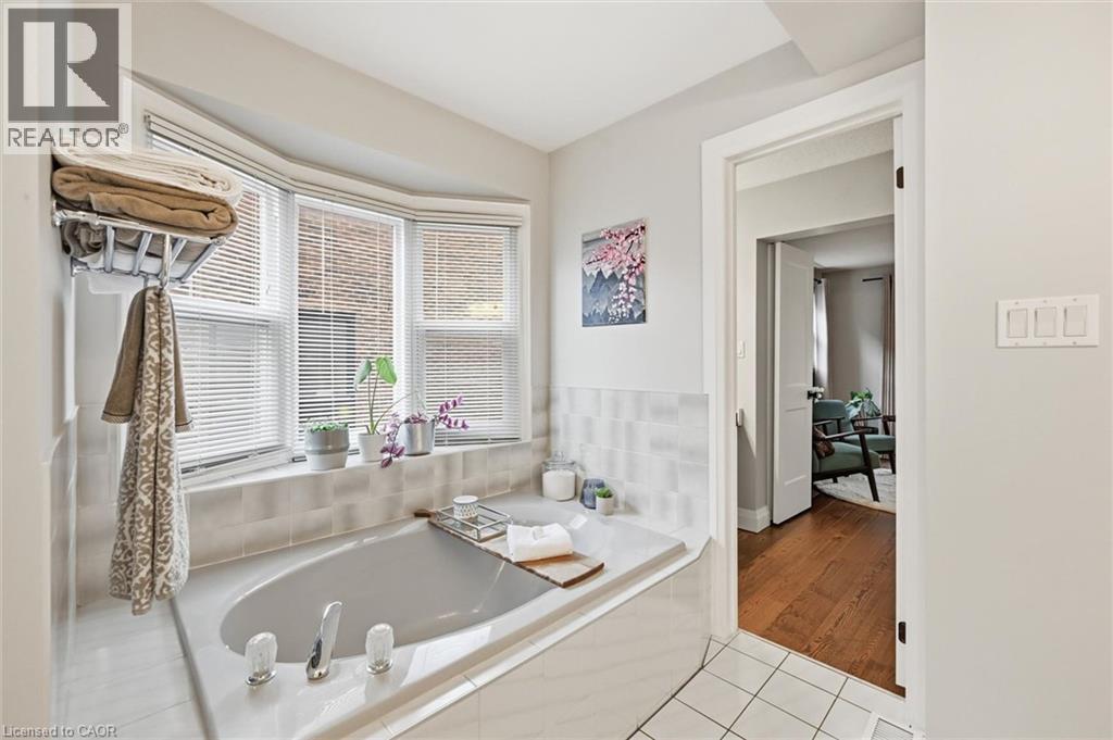 50 Edgewater Drive — photo 30