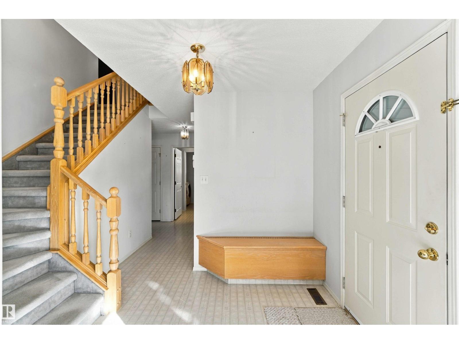 602 Forest LN NW - 2