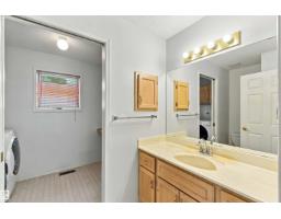 602 Forest Ln Nw, Edmonton, AB T6R2C4 Photo 25