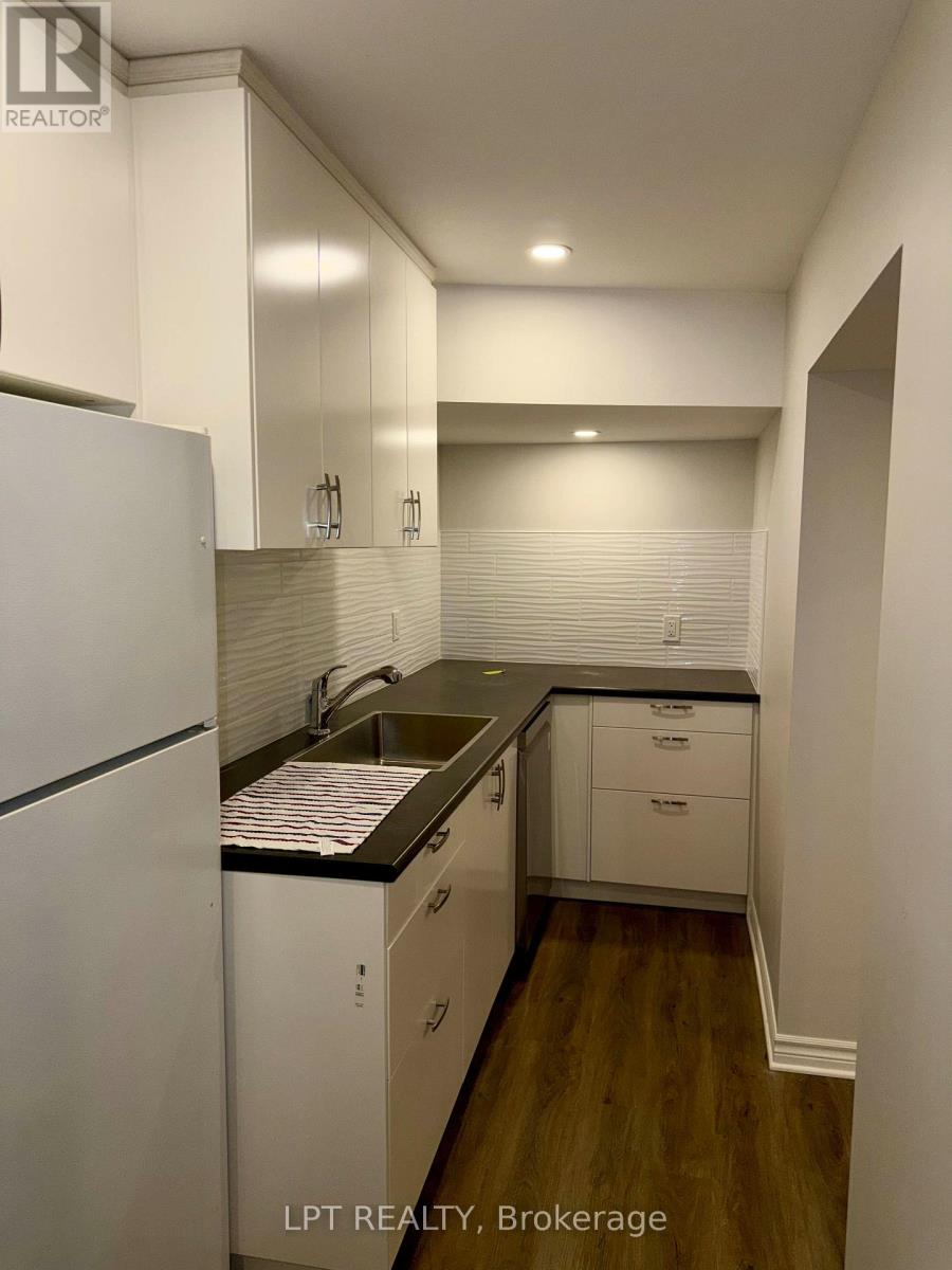 LOWER LEVEL - 14 BLUE FOREST DRIVE, Toronto (Bathurst Manor) — photo 2