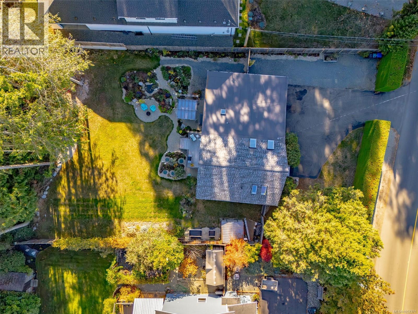 778 Shorewood Dr - 48