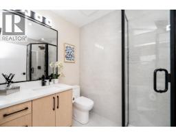 2828 Cheyenne Avenue, Vancouver, BC V5R4R6 Photo 19