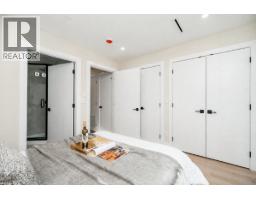 2828 Cheyenne Avenue, Vancouver, BC V5R4R6 Photo 16