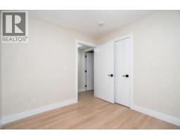 2828 Cheyenne Avenue, Vancouver, BC V5R4R6 Photo 32