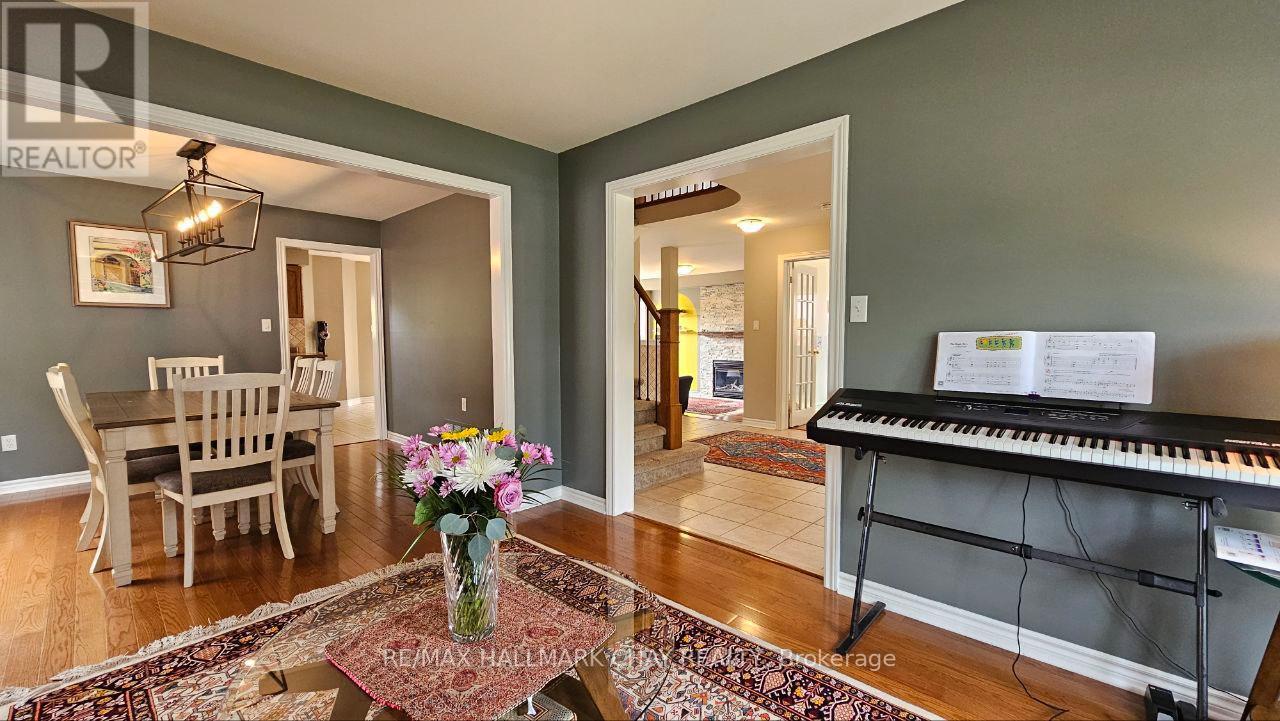 53 LIVIA HERMAN WAY, Barrie (East Bayfield) — photo 9