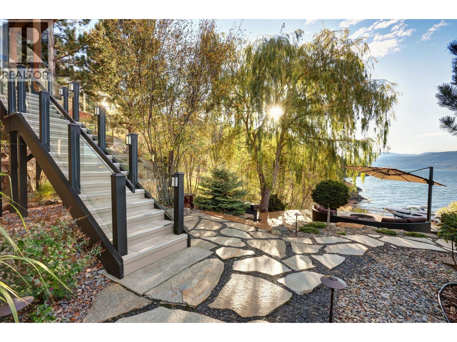 6850 Lakeshore Road, Kelowna - Image 1