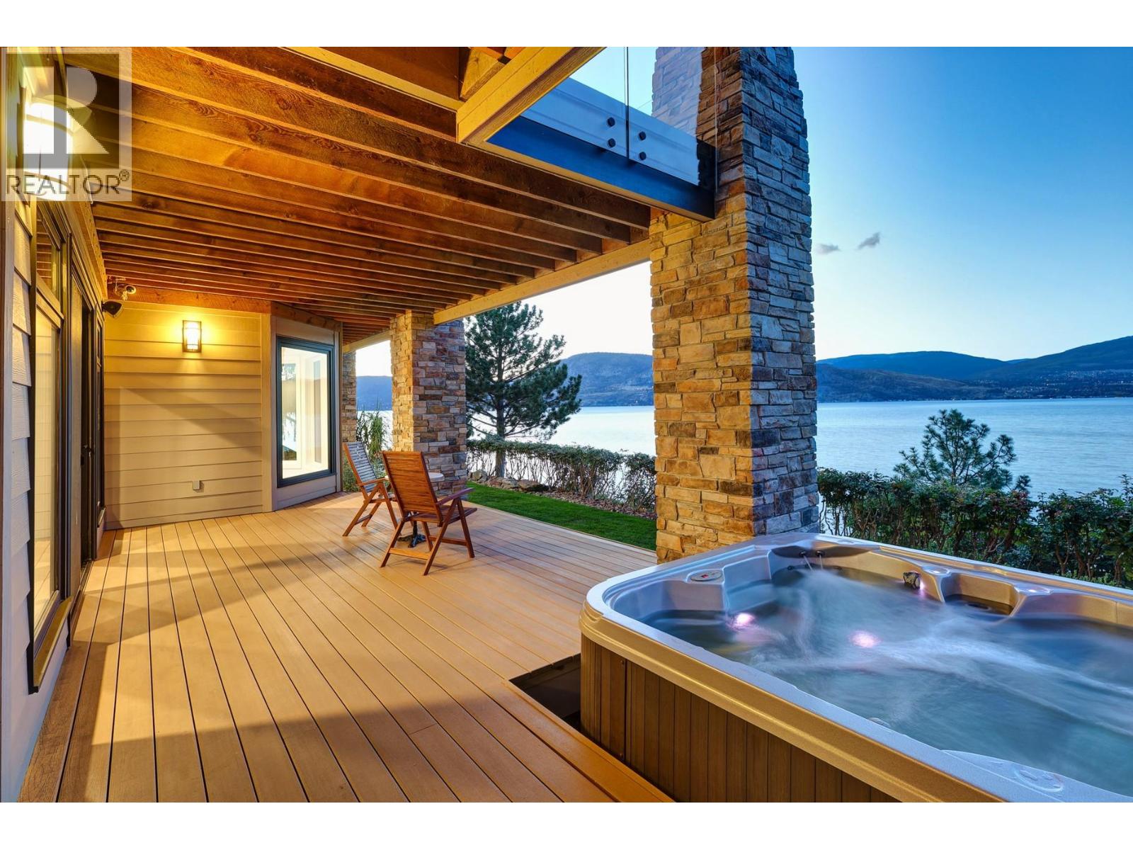 6850 Lakeshore Road, Kelowna - Image 1