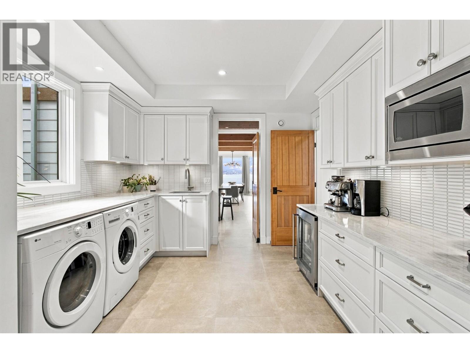 6850 Lakeshore Road, Kelowna - Image 1