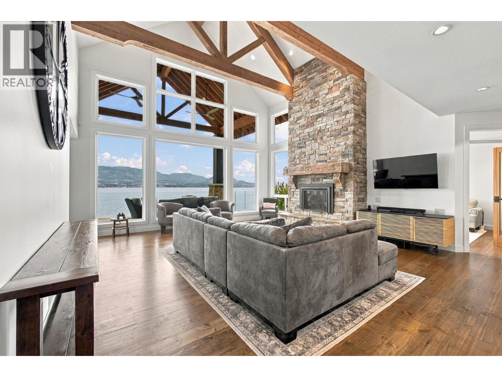 6850 Lakeshore Road, Kelowna - Image 1