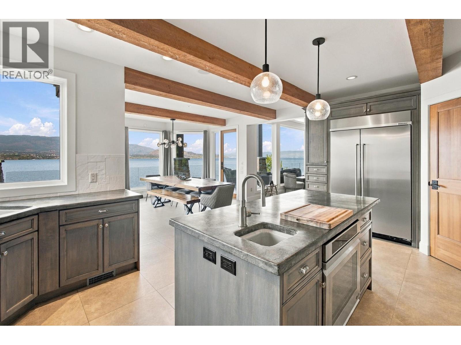 6850 Lakeshore Road, Kelowna - Image 1