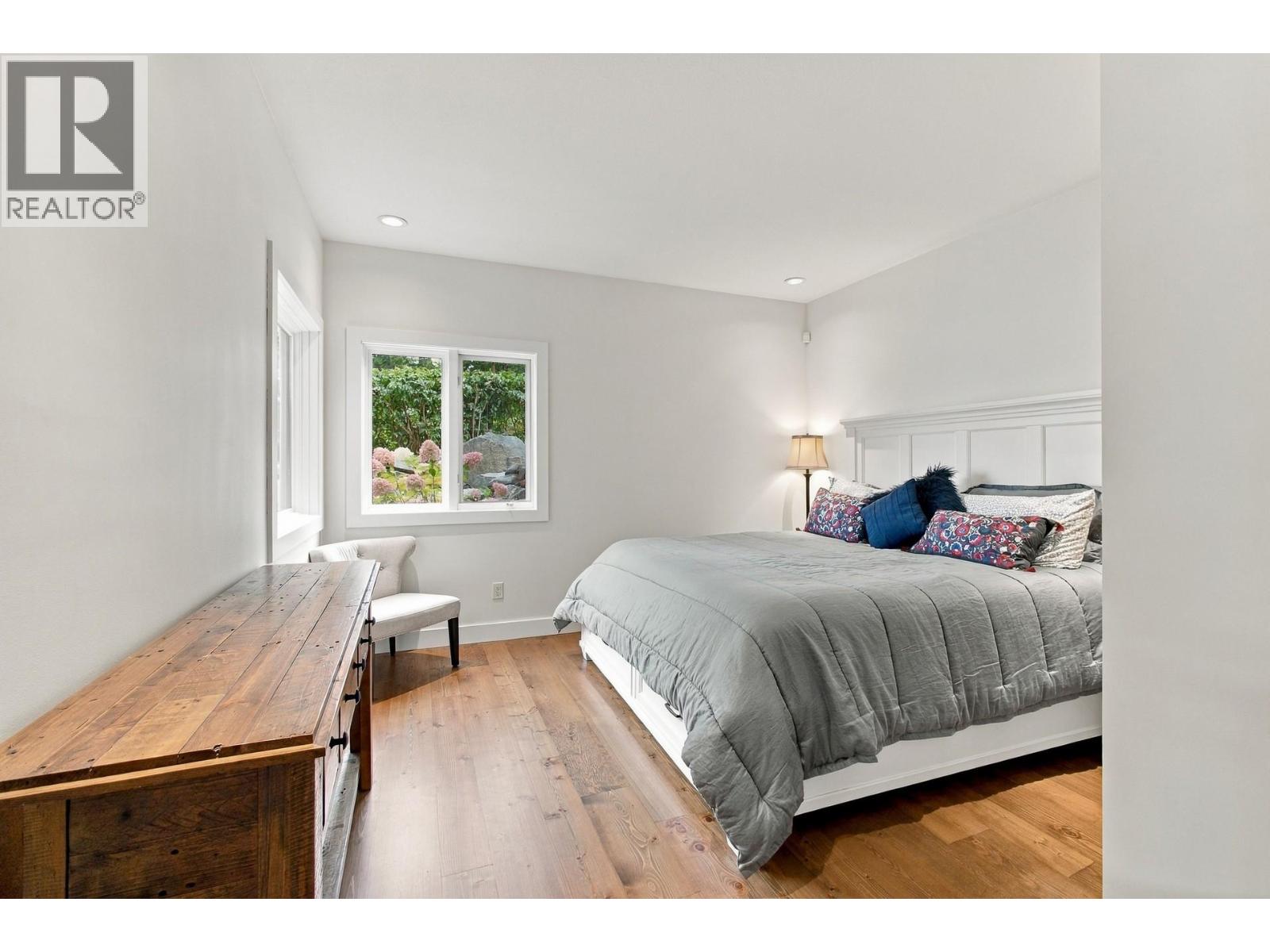6850 Lakeshore Road, Kelowna - Image 1