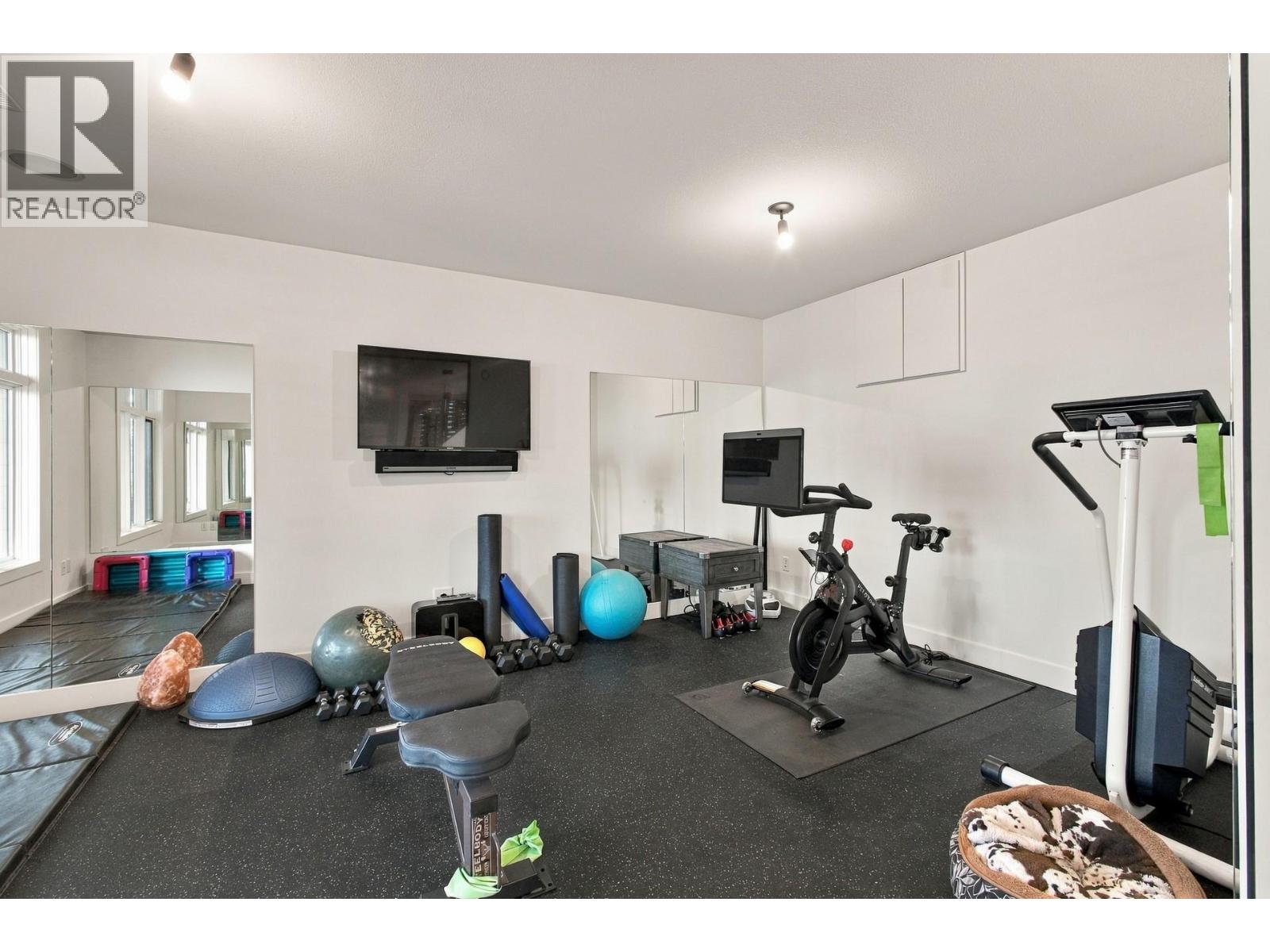 6850 Lakeshore Road, Kelowna - Image 1