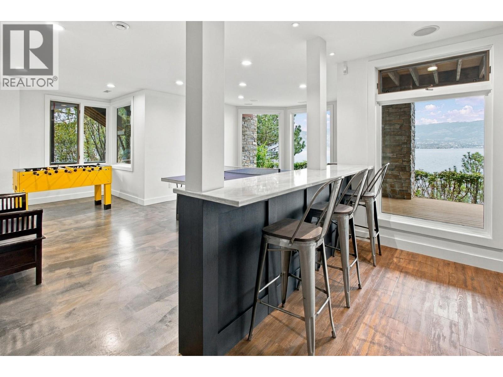 6850 Lakeshore Road, Kelowna - Image 1