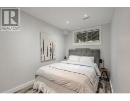 11 Oakmont Avenue, Oro Medonte, ON L0L2L0 Photo 16