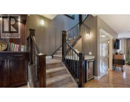 2211A 33 Street SW - photo 6