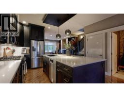 2211A 33 Street SW - photo 8