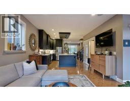 2211A 33 Street SW - photo 13