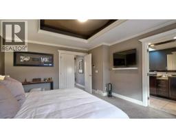 2211A 33 Street SW - photo 16