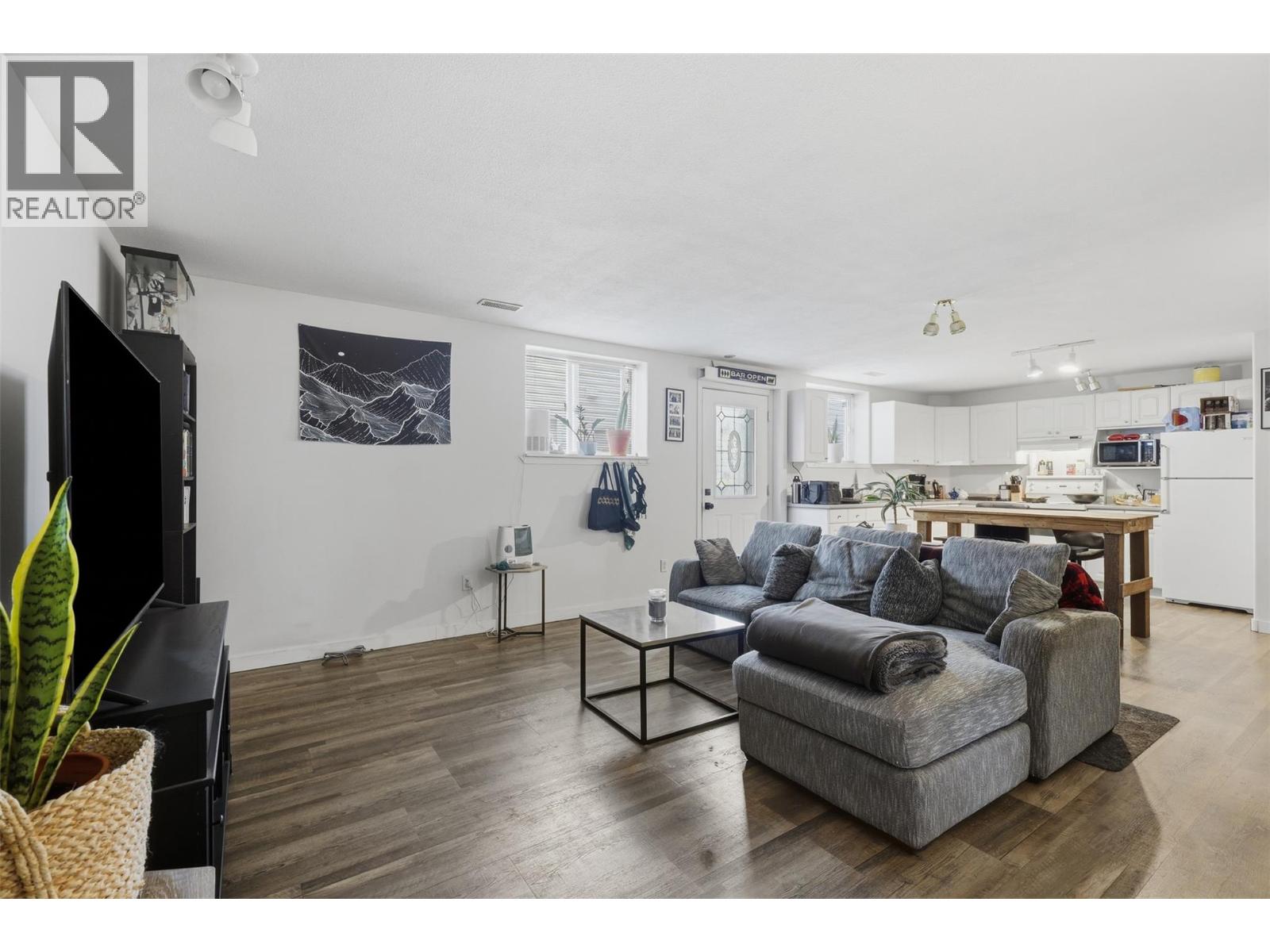 2435 DRUMMOND Court - 43