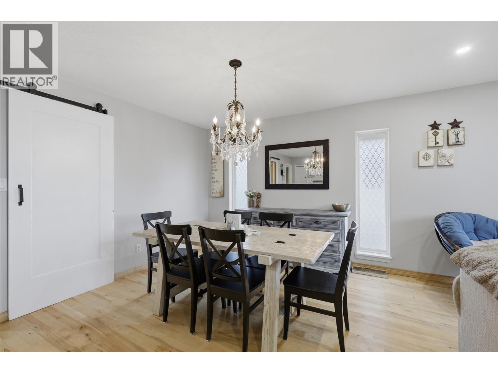 2435 DRUMMOND Court - 16