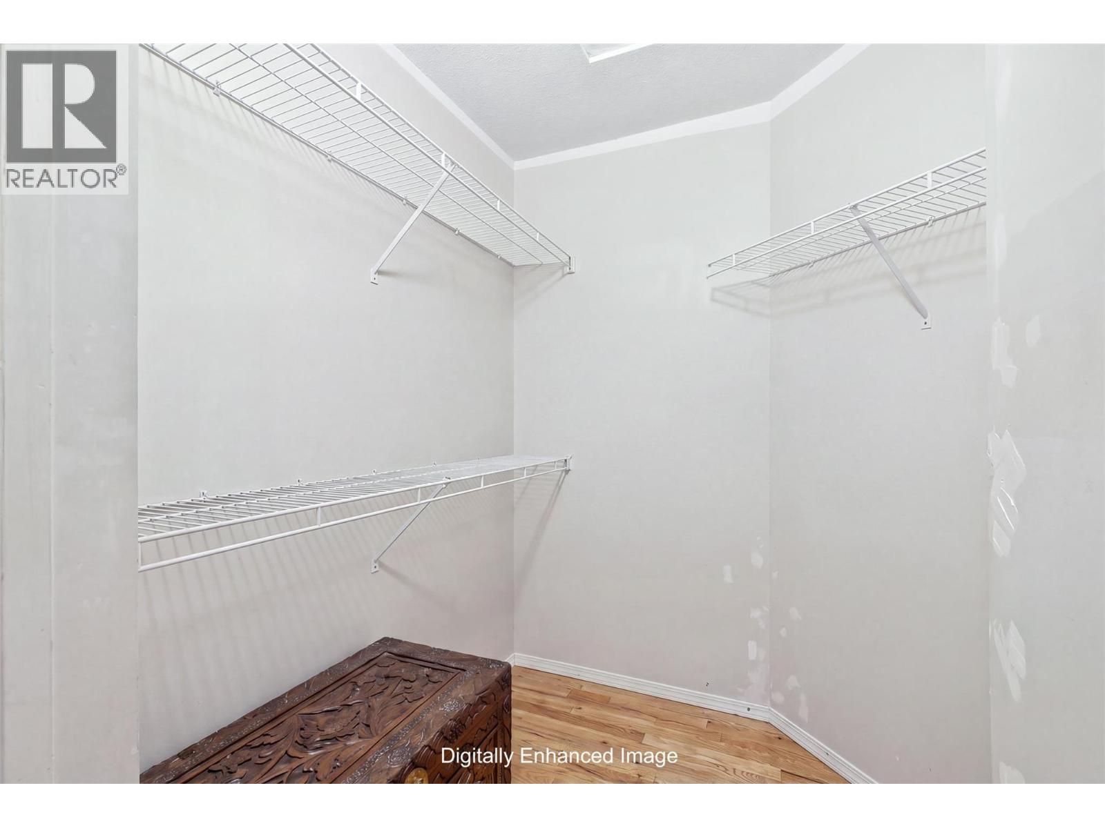 2435 DRUMMOND Court - 26