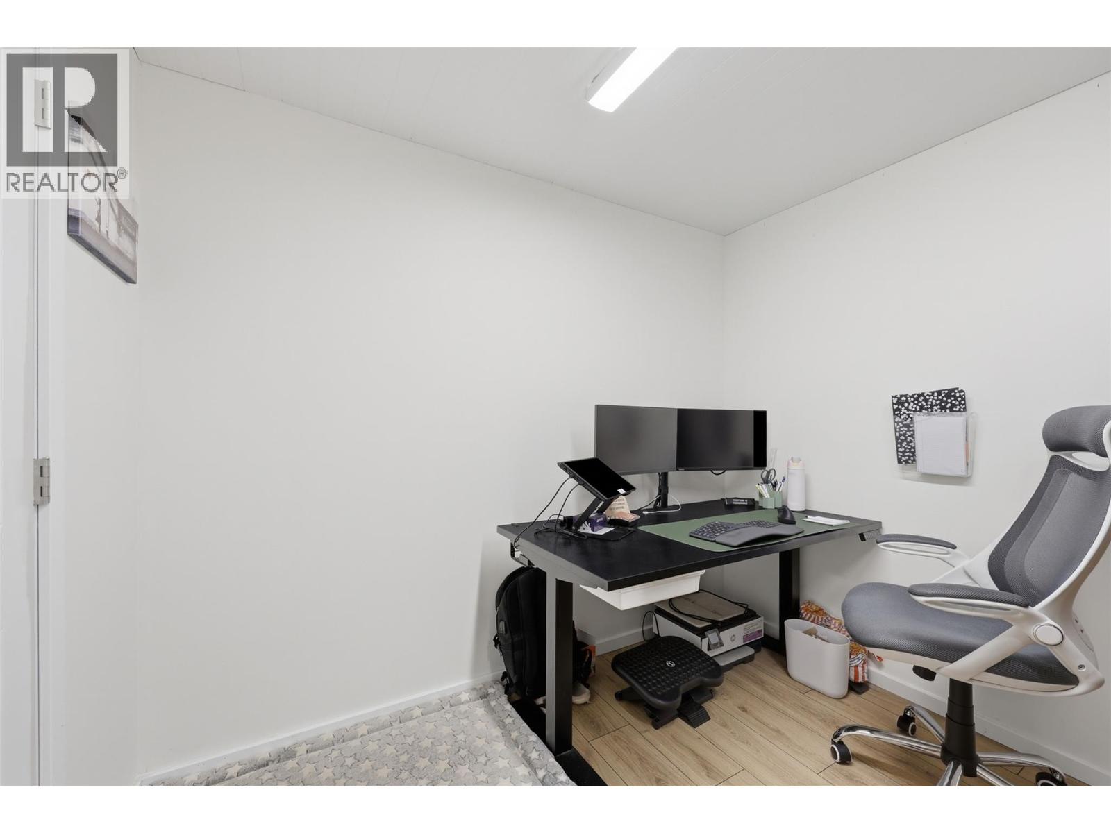2435 DRUMMOND Court - 40