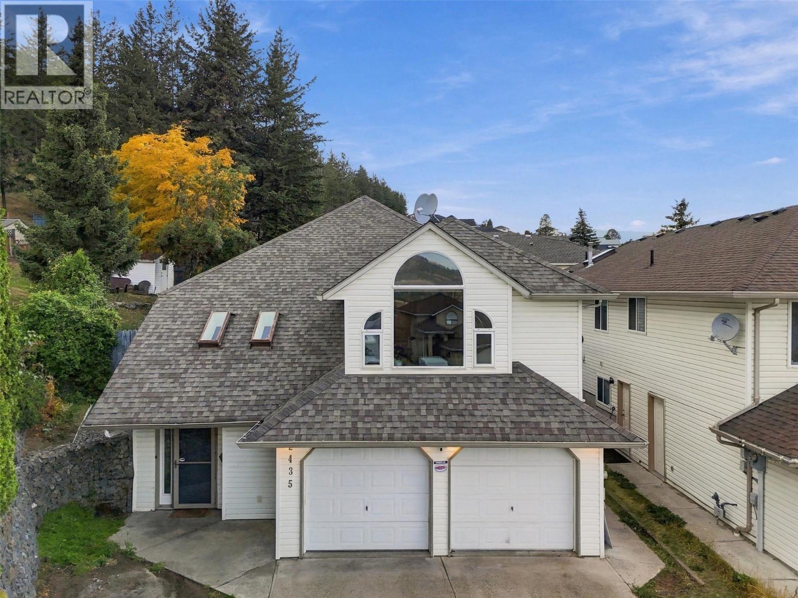 2435 DRUMMOND Court - 1