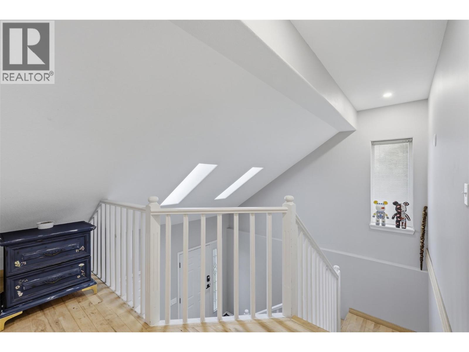 2435 DRUMMOND Court - 10
