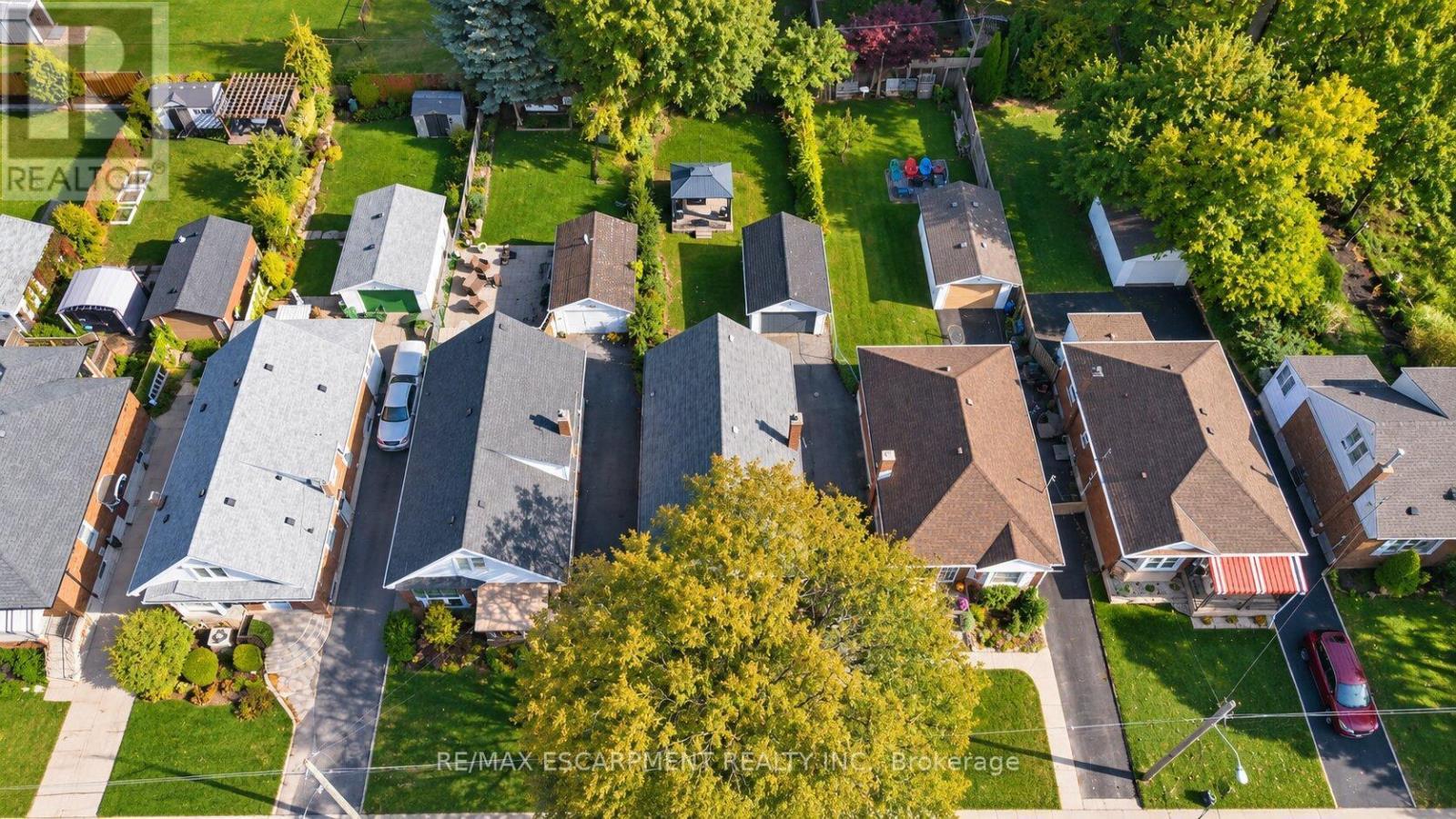 75 BARONS AVENUE - 46