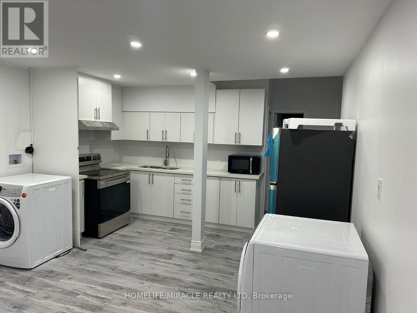 40 Eastman Drive — photo 13