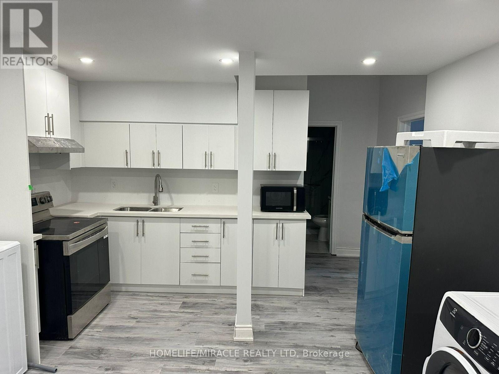 40 Eastman Drive — photo 14