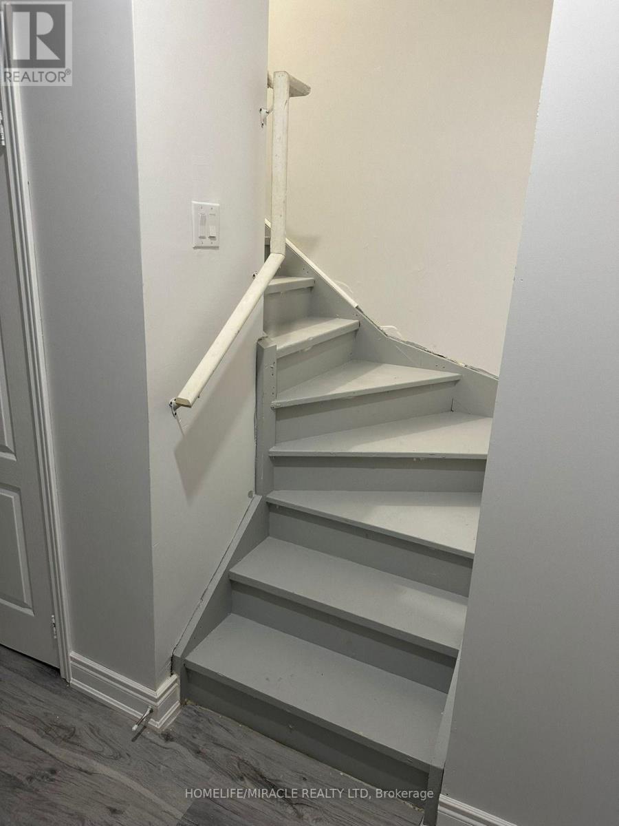 BASEMENT - 40 EASTMAN DRIVE, Brampton (Credit Valley) — photo 2