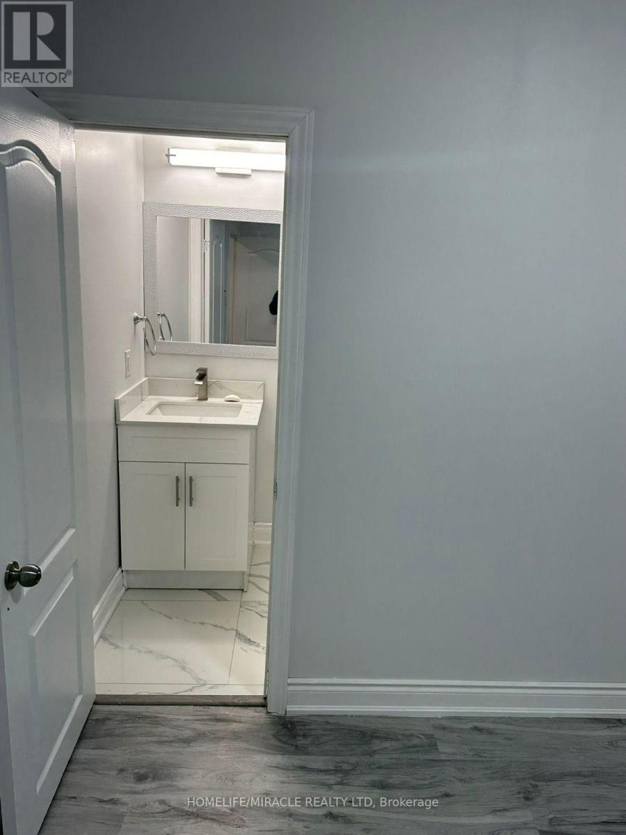 40 Eastman Drive — photo 21