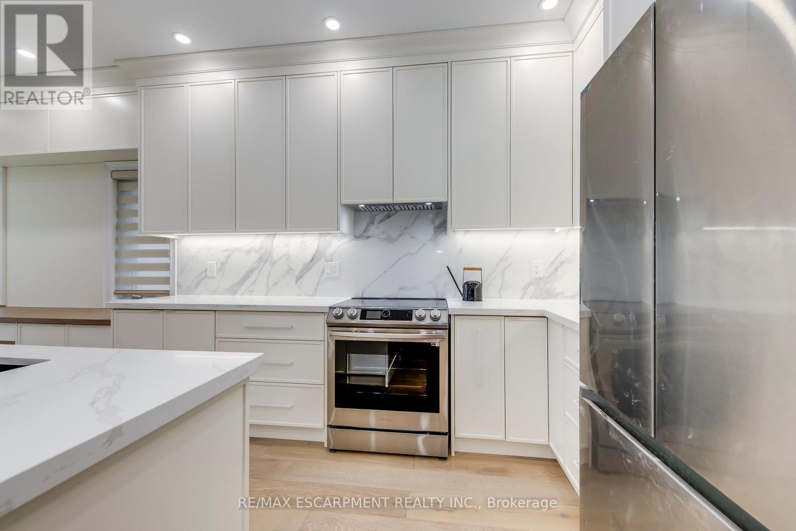 2364 Hilda Drive — photo 17