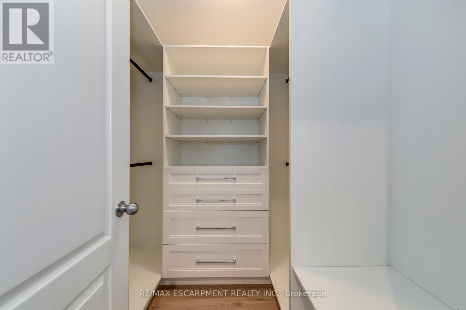 2364 Hilda Drive — photo 27