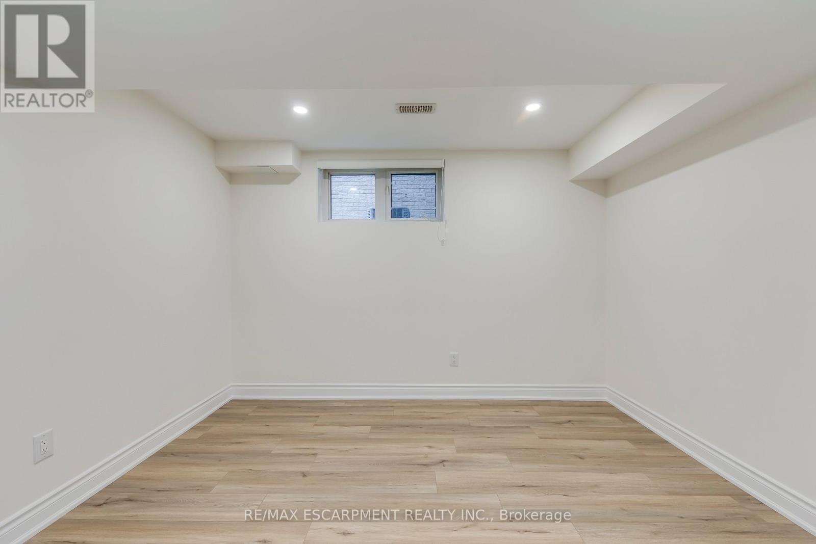 2364 Hilda Drive — photo 43