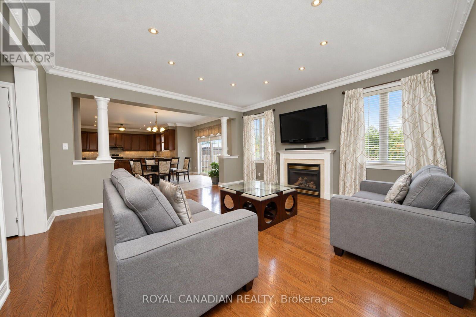 22 Janetville Street, Brampton, ON photo 16