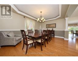 Family room - 22 Janetville Street, Brampton, ON L6P2H5 Photo 9
