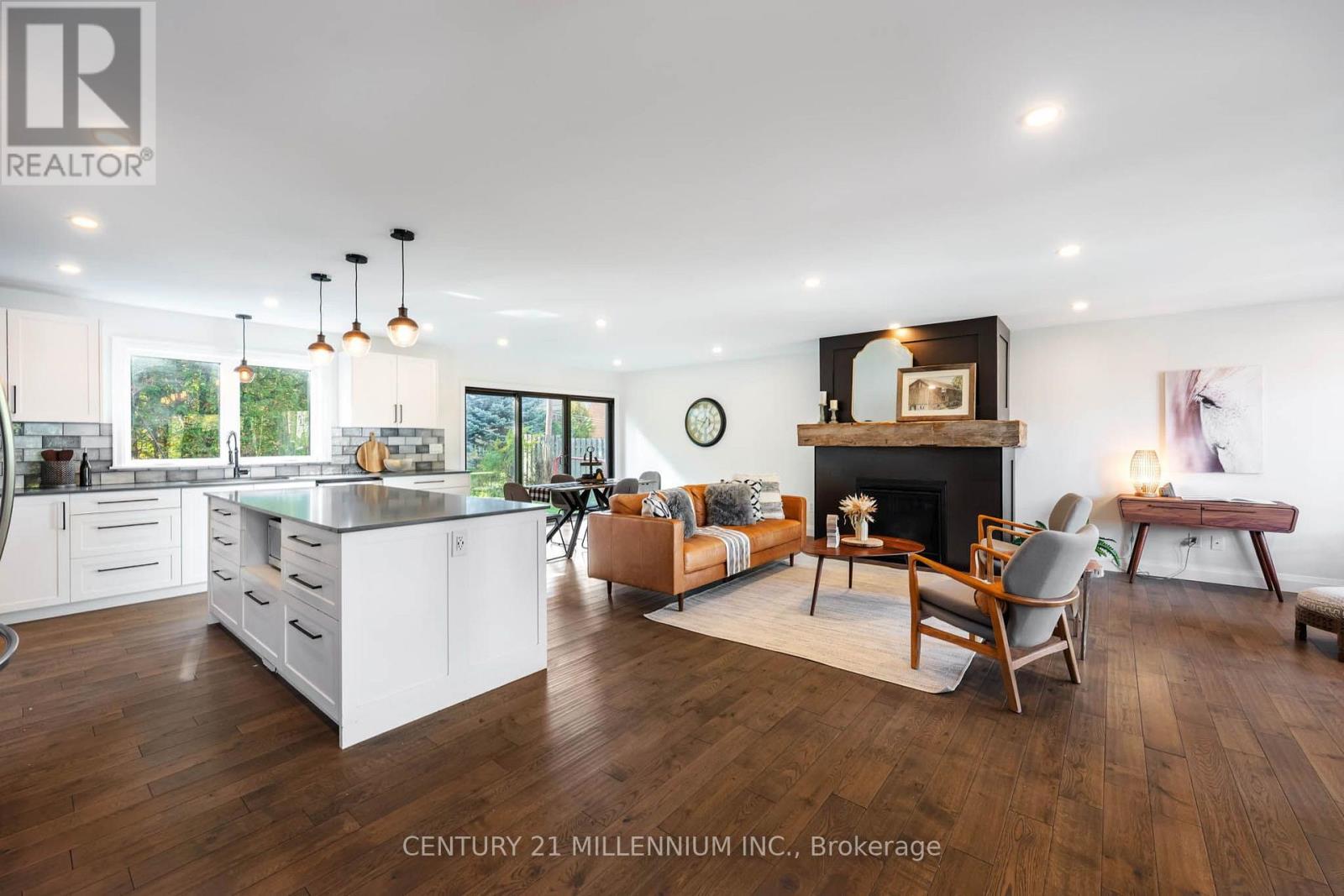 2 AMANDA STREET - 14