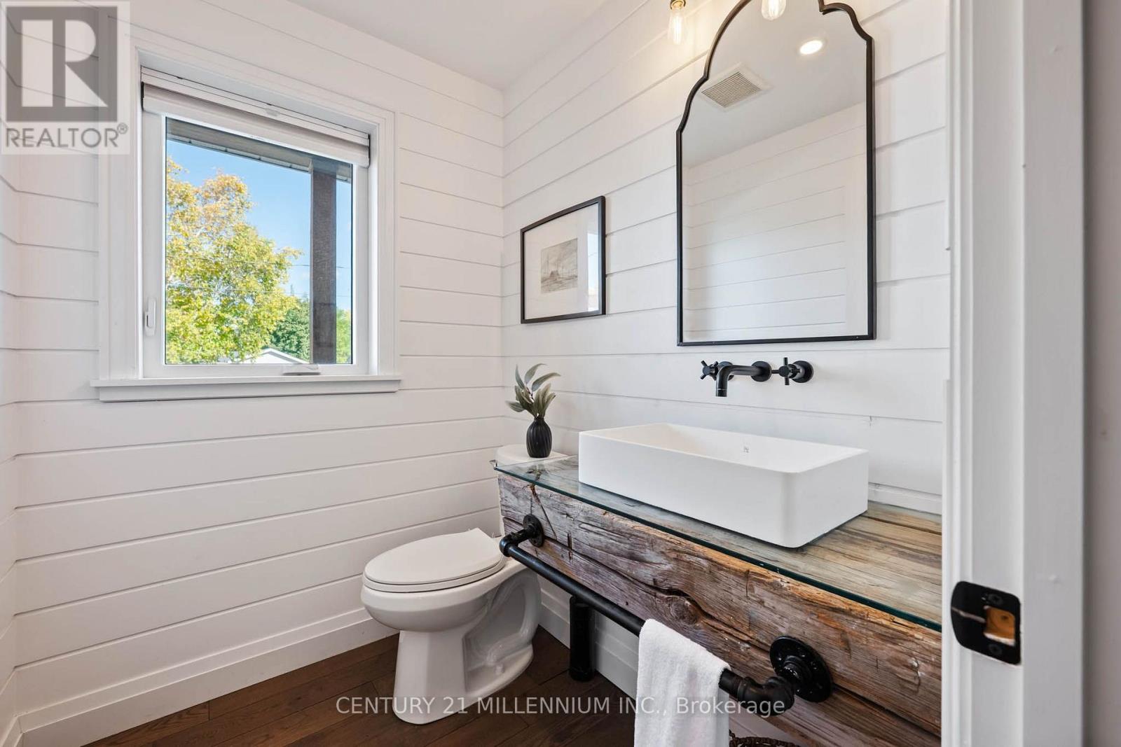 2 AMANDA STREET - 15