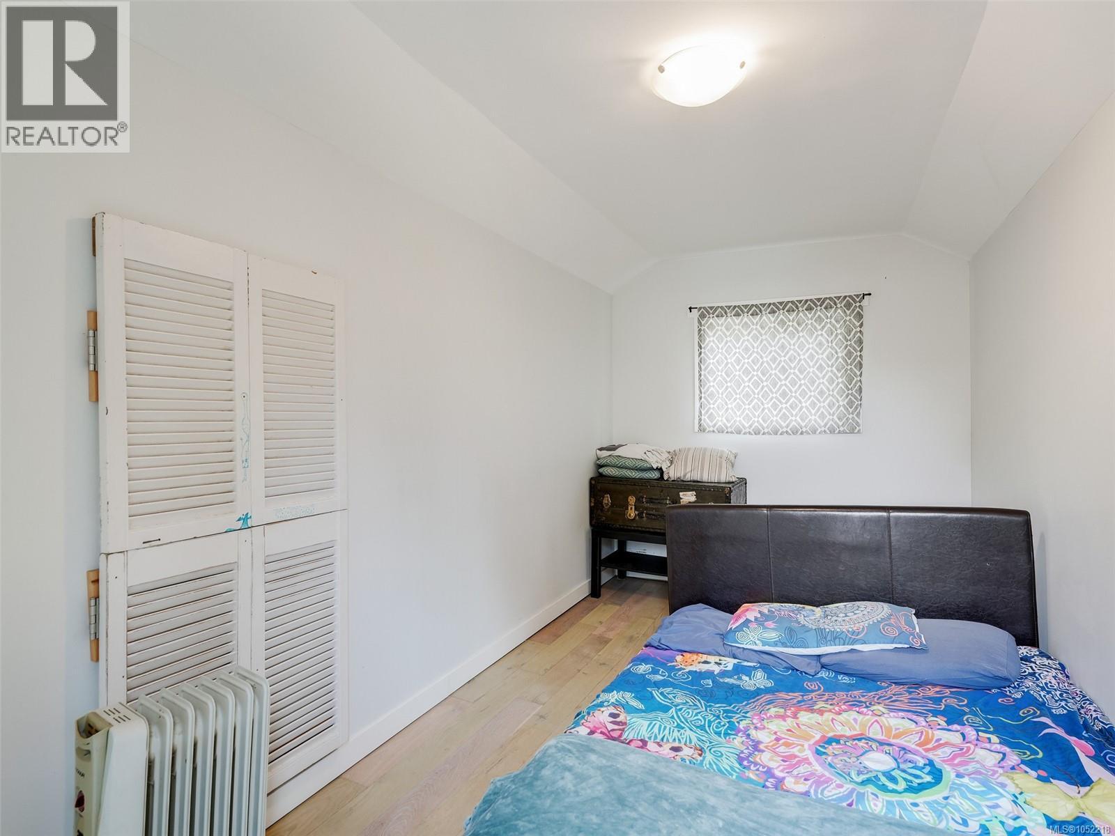4012 Raymond St N - 12